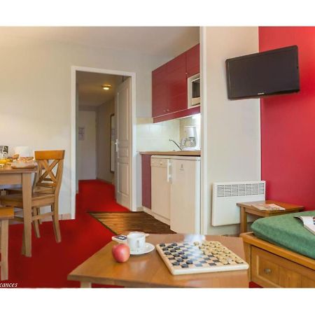 Charmant Appartement Avec Piscine. Monflanquin Kültér fotó