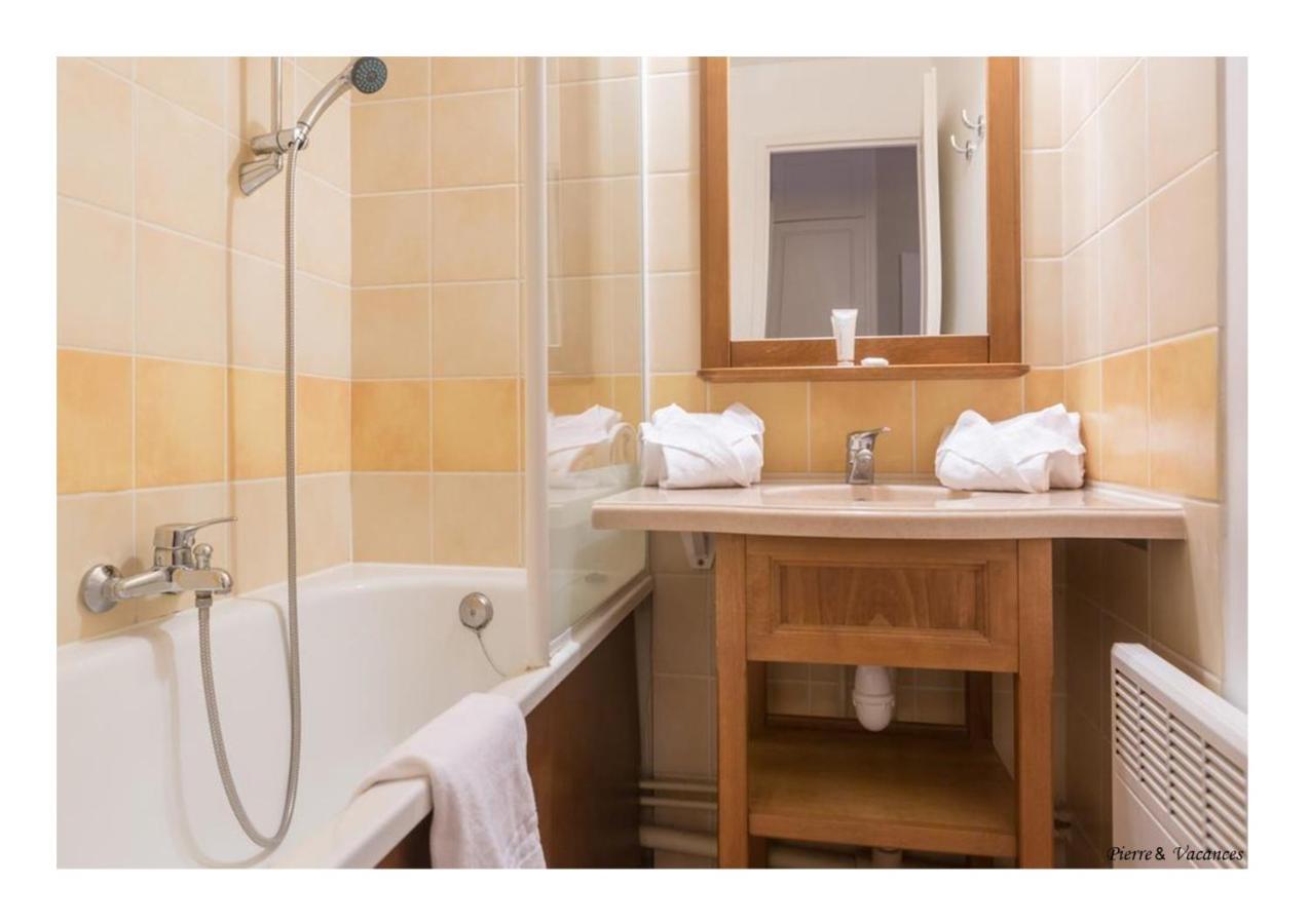 Charmant Appartement Avec Piscine. Monflanquin Kültér fotó