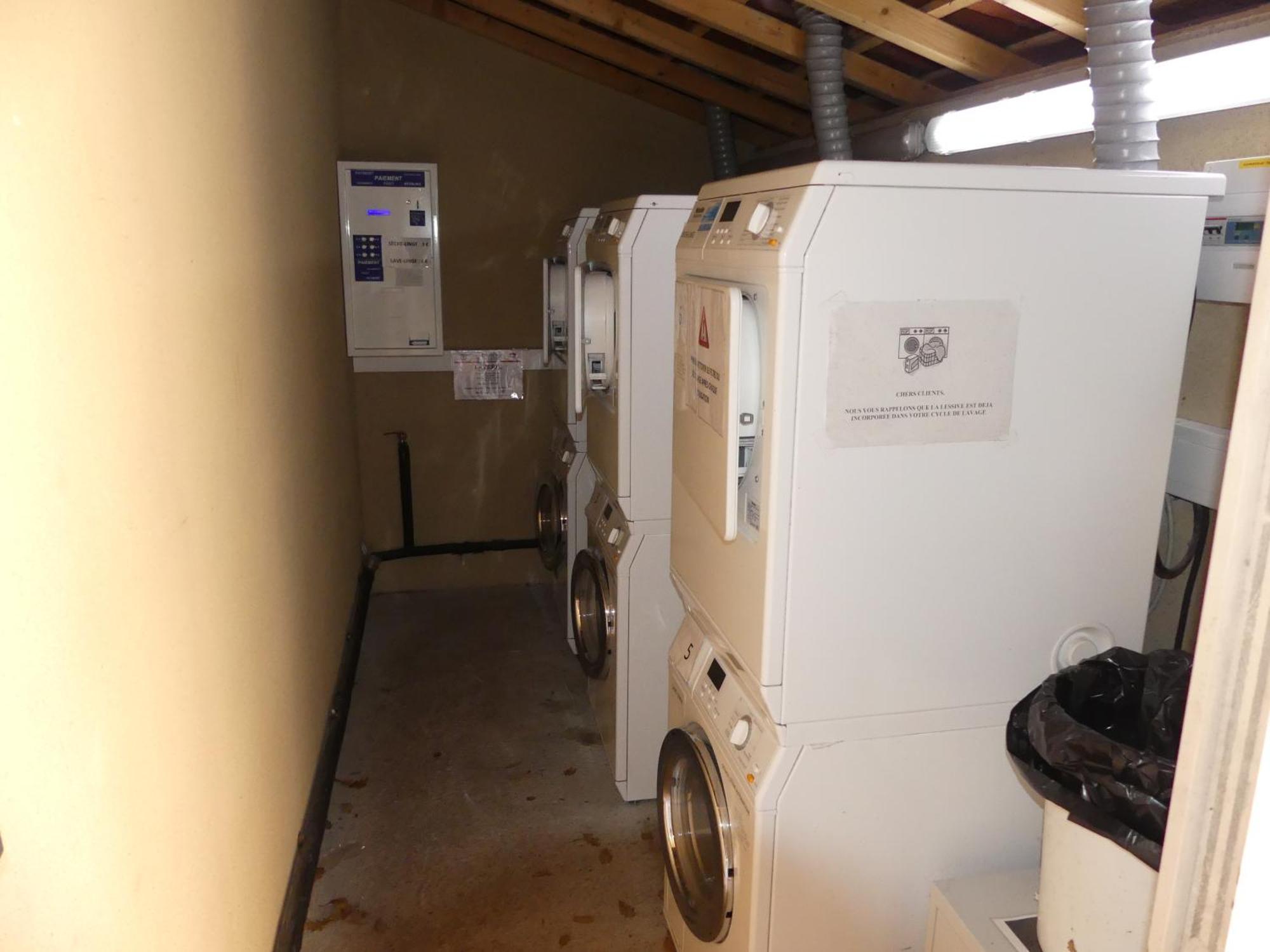 Charmant Appartement Avec Piscine. Monflanquin Kültér fotó