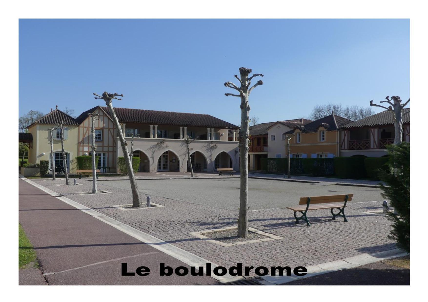 Charmant Appartement Avec Piscine. Monflanquin Kültér fotó